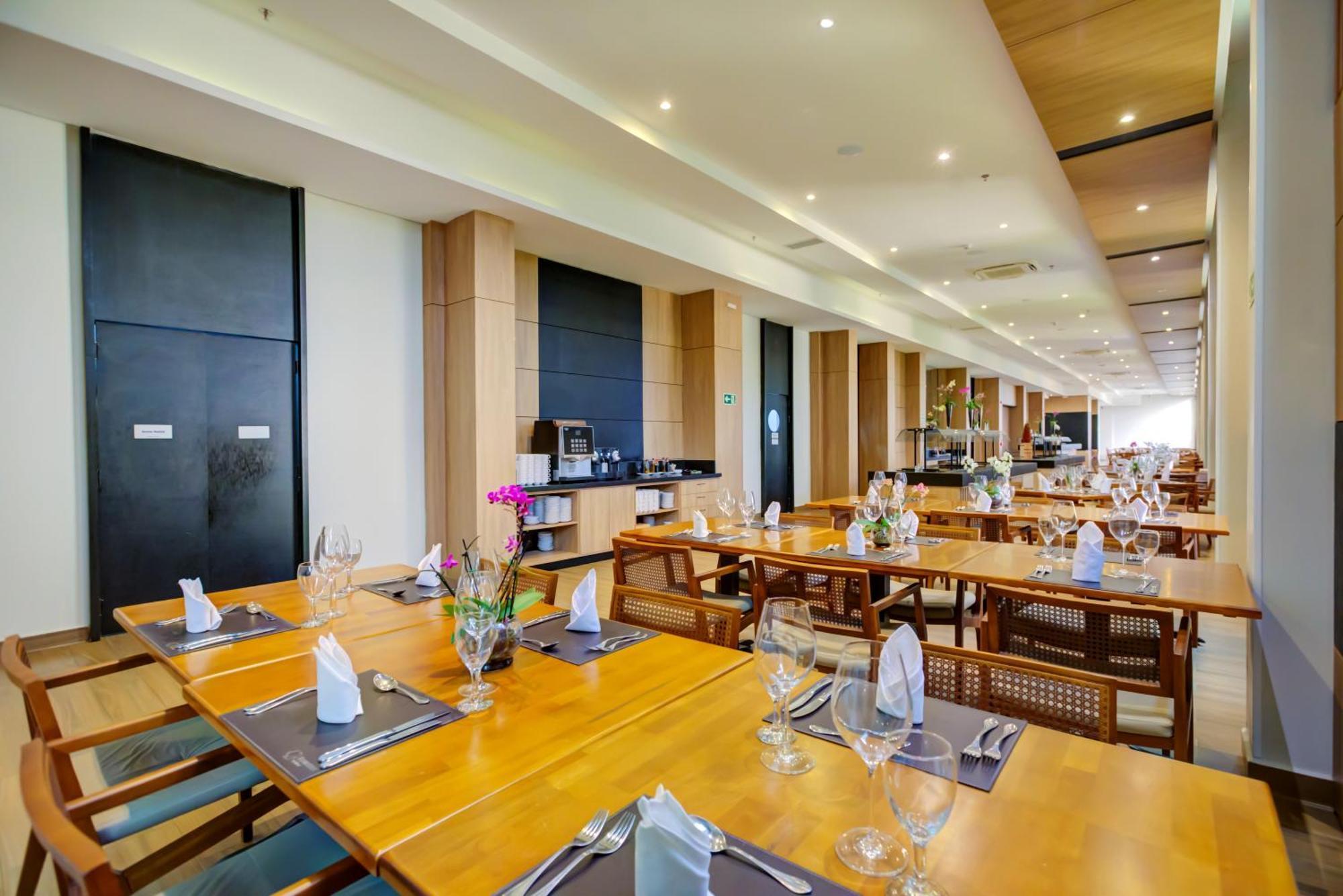 Doubletree By Hilton - Resort - Foz Do Iguacu Bagian luar foto The restaurant