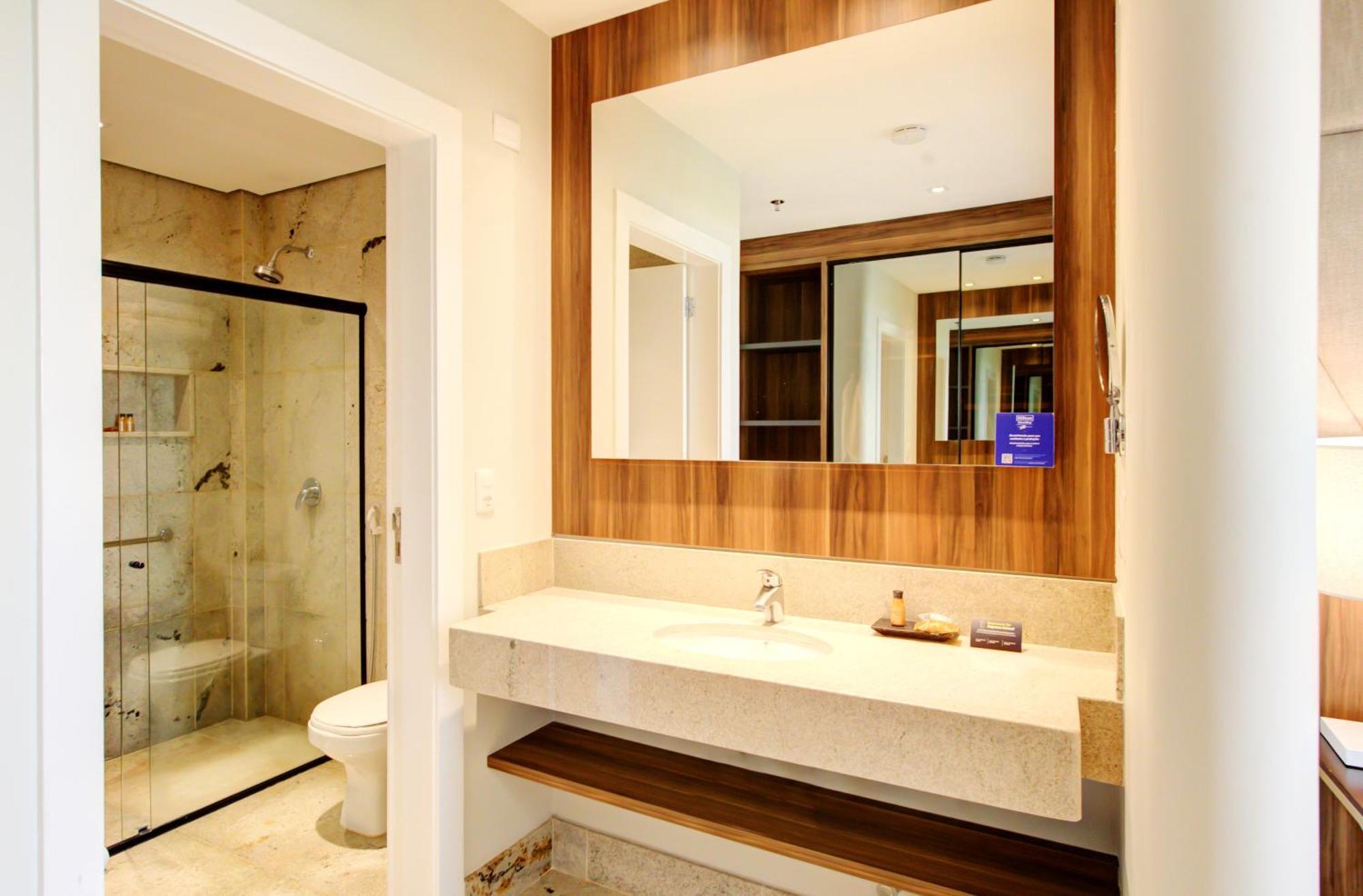 Doubletree By Hilton - Resort - Foz Do Iguacu Bagian luar foto Bathroom