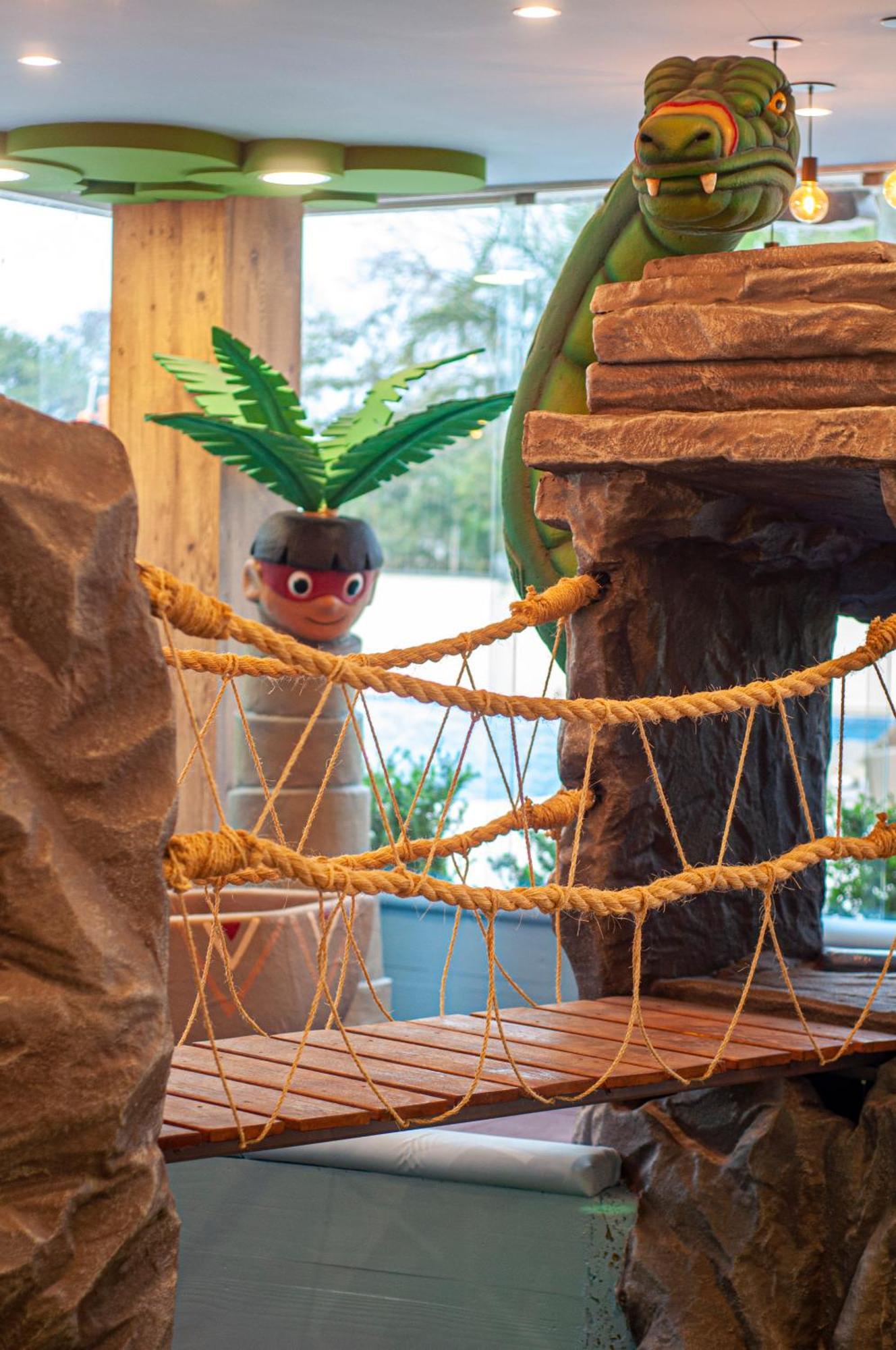 Doubletree By Hilton - Resort - Foz Do Iguacu Bagian luar foto The rope bridge